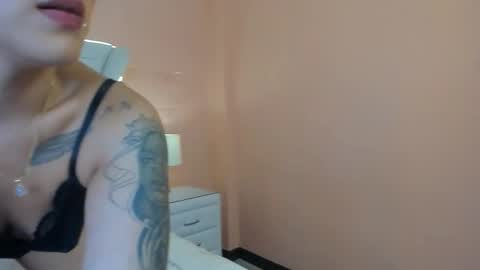 Snapshot of jess_____ chatting on January 15, 2026, 8:01 pm J E S S online show from January 15, 2026, 8:01 pm