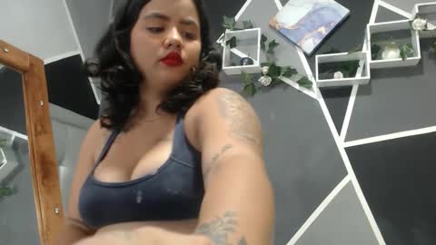 jess_beauty2 online show from January 14, 2025, 12:22 am