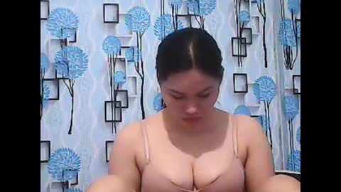 Snapshot of jessa_21 chatting on April 3, 2026, 2:04 pm jessa_21 online show from April 3, 2026, 2:04 pm