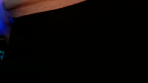 cummin0Nyou online show from April 7, 2026, 2:01 am