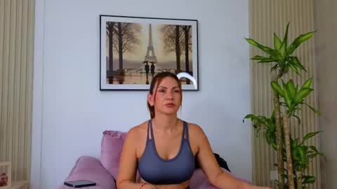 bella  adams online show from July 22, 2026, 9:17 pm