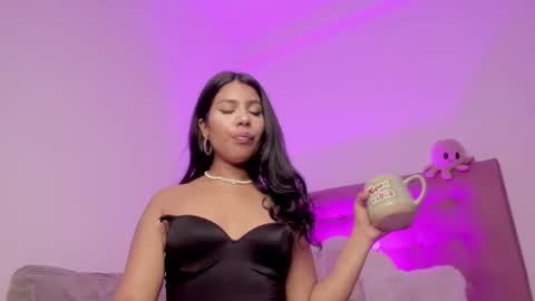 Jess online show from December 4, 2024, 6:11 am