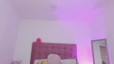 Jess online show from September 24, 2025, 2:31 pm