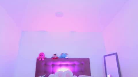 Jess online show from November 6, 2025, 2:01 am