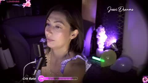 Jessica Gomez online show from October 19, 2025, 2:34 am