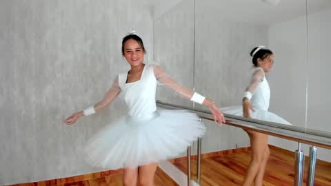 Jess online show from January 24, 2025, 7:07 pm