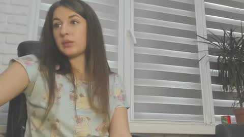 jessica__star online show from November 14, 2025, 8:46 am