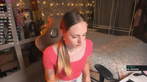 Mila online show from December 21, 2024, 2:09 am