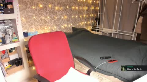 Mila online show from February 4, 2025, 12:19 am