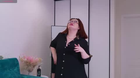 Natalia online show from December 10, 2024, 1:54 am