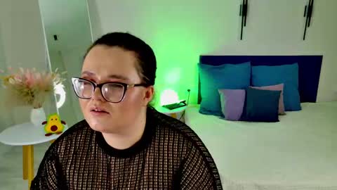 Natalia online show from February 26, 2025, 2:26 am