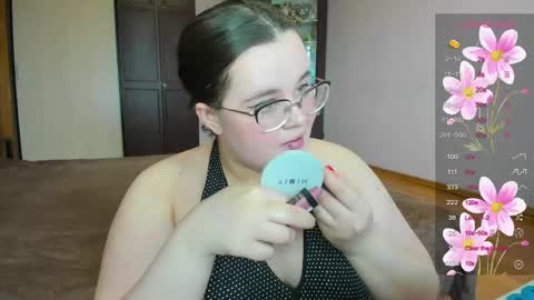 Natalia online show from April 22, 2026, 7:11 am