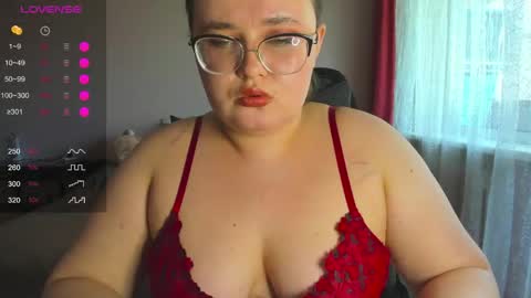 Natalia online show from May 16, 2026, 10:36 am