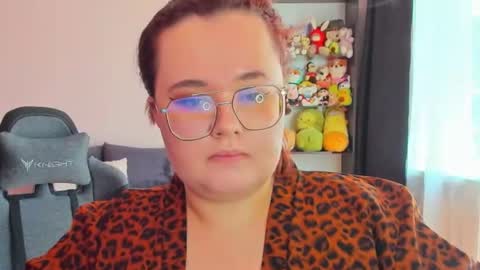 Natalia online show from July 21, 2026, 6:49 am
