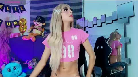jessica_tan online show from June 20, 2026, 7:33 am