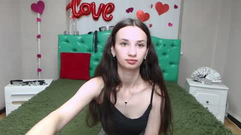 JessicaBreez online show from July 16, 2026, 5:13 am
