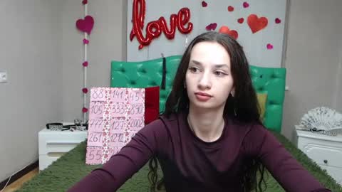 JessicaBreez online show from July 28, 2026, 5:03 am