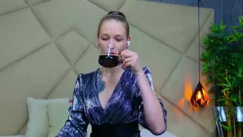 Jessica online show from March 18, 2026, 9:18 pm