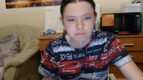 jessicaholland1 online show from June 24, 2026, 6:51 pm