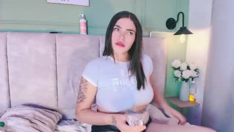jessicaparkeer1 online show from July 9, 2026, 2:32 pm