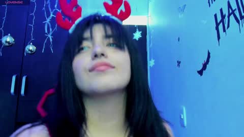 Snapshot of jessicared18 chatting on December 11, 2024, 7:46 pm jessicared18 online show from December 11, 2024, 7:46 pm