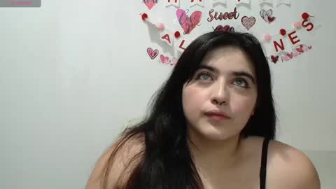 Snapshot of jessicared18 chatting on February 15, 2025, 10:00 am jessicared18 online show from February 15, 2025, 10:00 am