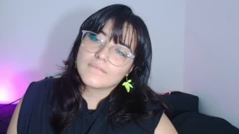 Snapshot of jessicared18 chatting on October 21, 2025, 2:18 pm jessicared18 online show from October 21, 2025, 2:18 pm