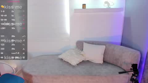 Jessisa online show from June 6, 2026, 3:39 pm