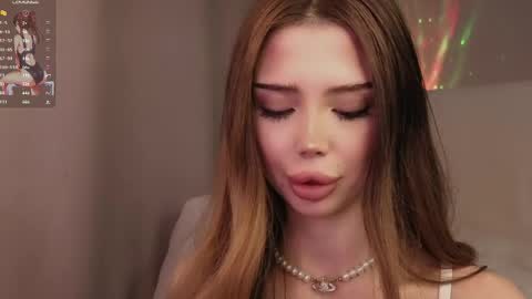 Snapshot of jessie_johns chatting on April 4, 2026, 6:05 pm jessie_johns online show from April 4, 2026, 6:05 pm