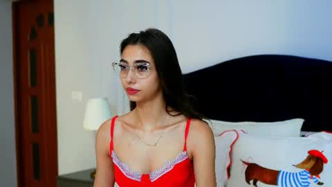Jessie online show from July 17, 2026, 4:41 am