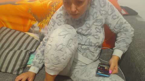 Snapshot of jessiestar3 chatting on February 22, 2025, 6:39 am jessiestar3 online show from February 22, 2025, 6:39 am