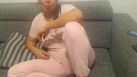 Snapshot of jessiestar3 chatting on March 1, 2025, 6:24 am jessiestar3 online show from March 1, 2025, 6:24 am