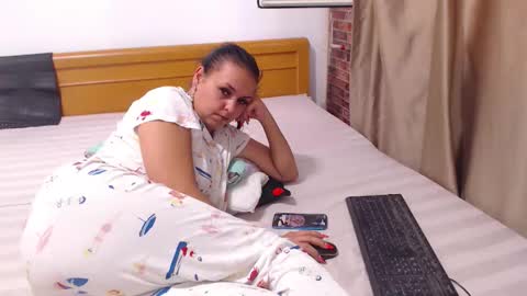 Snapshot of jessiestar3 chatting on September 12, 2025, 4:07 pm jessiestar3 online show from September 12, 2025, 4:07 pm