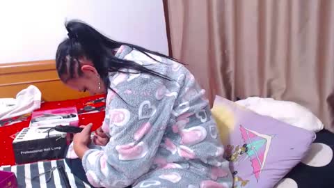 Snapshot of jessiestar3 chatting on October 21, 2025, 9:37 pm jessiestar3 online show from October 21, 2025, 9:37 pm