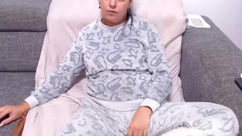 Snapshot of jessiestar3 chatting on November 11, 2025, 1:38 am jessiestar3 online show from November 11, 2025, 1:38 am