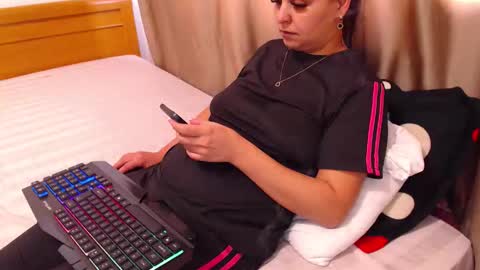 Snapshot of jessiestar3 chatting on March 16, 2026, 11:03 am jessiestar3 online show from March 16, 2026, 11:03 am