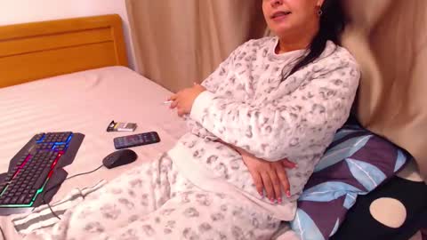 Snapshot of jessiestar3 chatting on March 21, 2026, 2:31 pm jessiestar3 online show from March 21, 2026, 2:31 pm