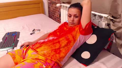 jessiestar3 online show from July 14, 2026, 2:05 am