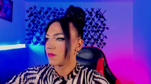 JESS online show from May 15, 2026, 4:41 am