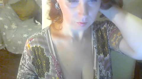 Snapshot of jessjess4you chatting on November 17, 2025, 5:02 am jessjess4you online show from November 17, 2025, 5:02 am