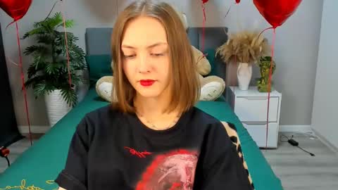 JesssWalker online show from February 28, 2025, 1:58 pm