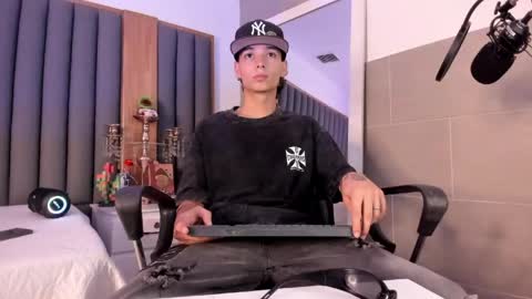 JESSY WITHE NEW ACCOUNT online show from May 7, 2026, 7:41 pm