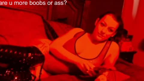 Snapshot of jessyboi0504 chatting on April 22, 2026, 12:18 pm seductress Cyber Succubus online show from April 22, 2026, 12:18 pm