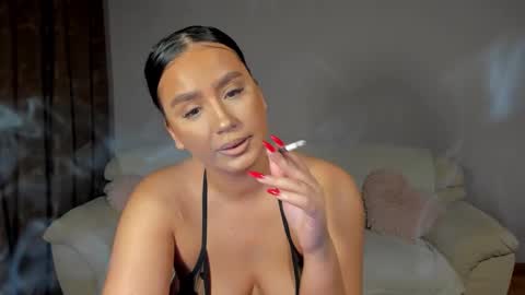 Snapshot of jessydevine chatting on January 18, 2026, 7:50 pm Jessy online show from January 18, 2026, 7:50 pm