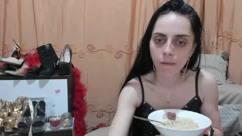 Jessylonghair online show from June 12, 2026, 7:24 pm