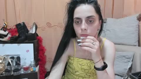 Jessylonghair online show from June 14, 2026, 3:03 pm