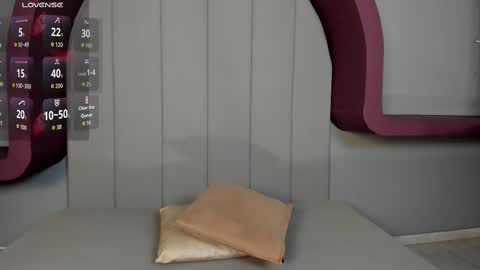 Jessy Morgan online show from September 9, 2025, 4:23 am