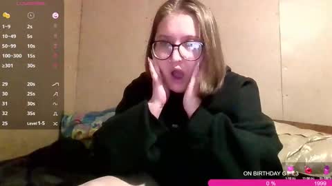 Bye everyone i cant see any reason to stay here wish u luck online show from October 1, 2025, 6:47 pm