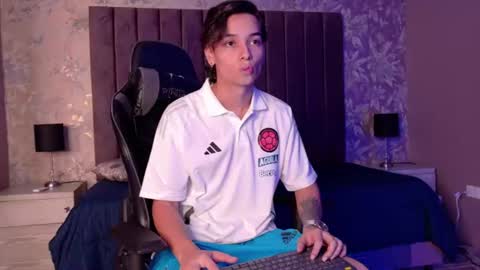 Jessy online show from June 15, 2026, 7:16 pm