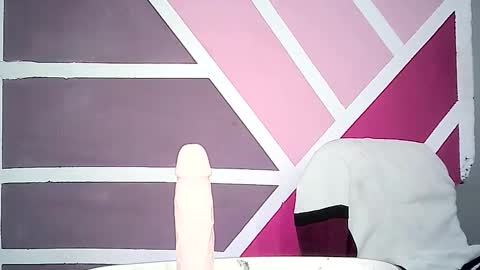 Snapshot of jet_clomet21 chatting on December 3, 2025, 1:24 am Ale online show from December 3, 2025, 1:24 am